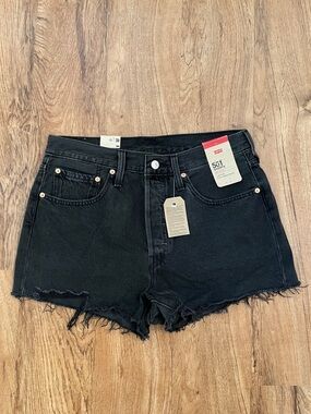 NWT Levi’s 501 Black Destructed Denim Shorts